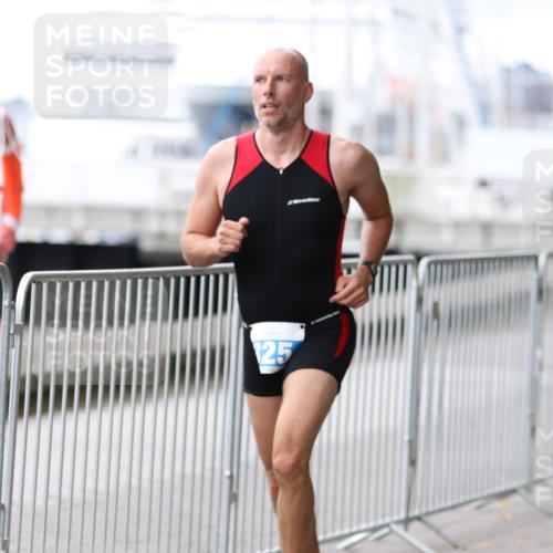 16.08.2026 - KN Förde Triathlon 2026 Antke Förster http://msf.ph/oto/9996126 16.08.2026 11:44:27 Laufen  meine-sportfotos.de