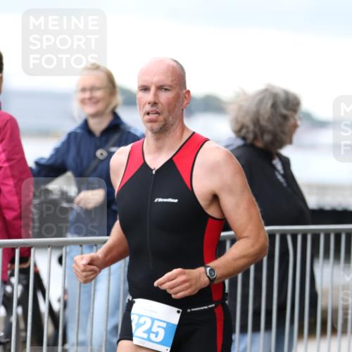 16.08.2026 - KN Förde Triathlon 2026 Antke Förster http://msf.ph/oto/9996127 16.08.2026 11:44:28 Laufen  meine-sportfotos.de