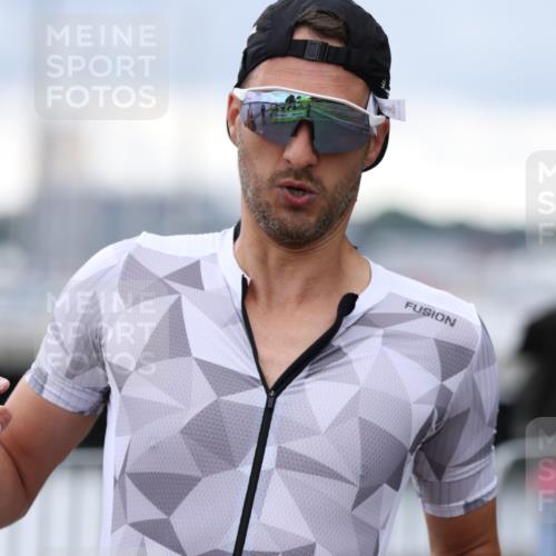 16.08.2026 - KN Förde Triathlon 2026 Antke Förster http://msf.ph/oto/9996136 16.08.2026 11:44:53 Laufen  meine-sportfotos.de