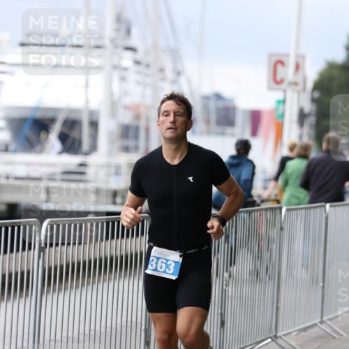 16.08.2026 - KN Förde Triathlon 2026 Antke Förster http://msf.ph/oto/9996166 16.08.2026 11:46:05 Laufen  meine-sportfotos.de