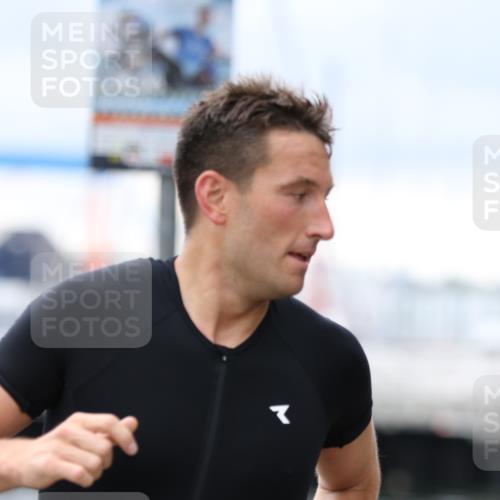 16.08.2026 - KN Förde Triathlon 2026 Antke Förster http://msf.ph/oto/9996172 16.08.2026 11:46:08 Laufen  meine-sportfotos.de
