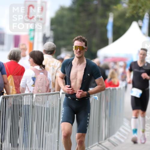 16.08.2026 - KN Förde Triathlon 2026 Antke Förster http://msf.ph/oto/9996213 16.08.2026 11:47:54 Laufen  meine-sportfotos.de