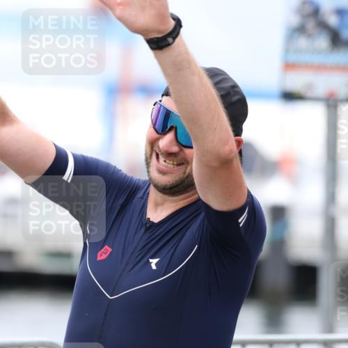 16.08.2026 - KN Förde Triathlon 2026 Antke Förster http://msf.ph/oto/9996269 16.08.2026 11:49:00 Laufen  meine-sportfotos.de