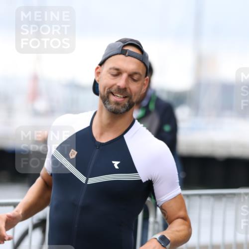 16.08.2026 - KN Förde Triathlon 2026 Antke Förster http://msf.ph/oto/9996273 16.08.2026 11:49:03 Laufen  meine-sportfotos.de