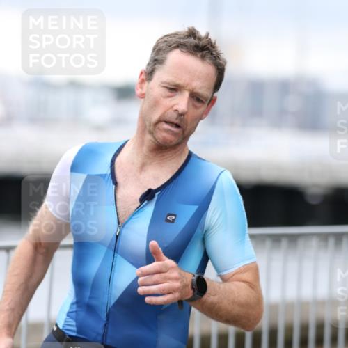 16.08.2026 - KN Förde Triathlon 2026 Antke Förster http://msf.ph/oto/9996280 16.08.2026 11:49:11 Laufen  meine-sportfotos.de