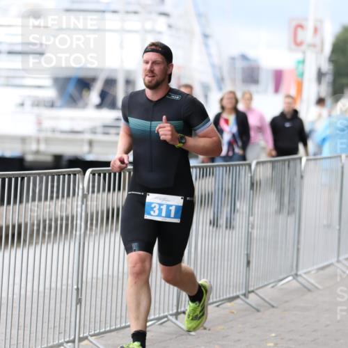 16.08.2026 - KN Förde Triathlon 2026 Antke Förster http://msf.ph/oto/9996297 16.08.2026 11:49:31 Laufen  meine-sportfotos.de