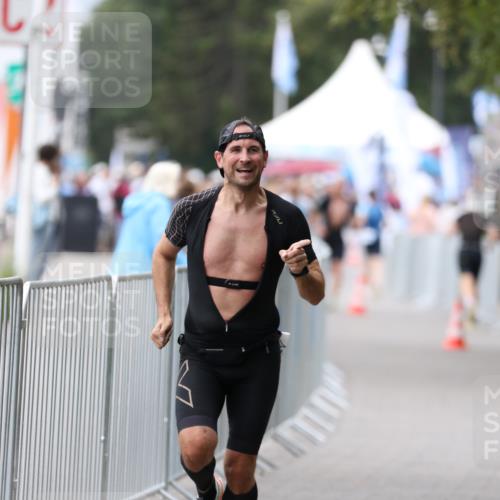 16.08.2026 - KN Förde Triathlon 2026 Antke Förster http://msf.ph/oto/9996304 16.08.2026 11:49:39 Laufen  meine-sportfotos.de