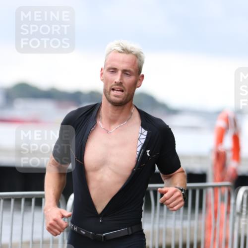 16.08.2026 - KN Förde Triathlon 2026 Antke Förster http://msf.ph/oto/9996319 16.08.2026 11:49:58 Laufen  meine-sportfotos.de