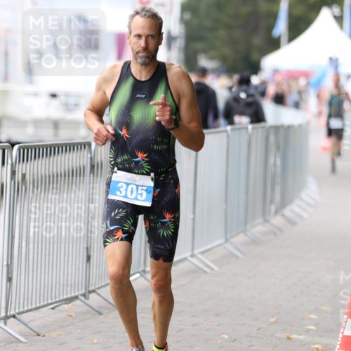16.08.2026 - KN Förde Triathlon 2026 Antke Förster http://msf.ph/oto/9996432 16.08.2026 11:51:51 Laufen  meine-sportfotos.de