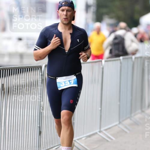 16.08.2026 - KN Förde Triathlon 2026 Antke Förster http://msf.ph/oto/9996459 16.08.2026 11:52:25 Laufen  meine-sportfotos.de
