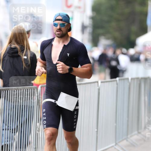 16.08.2026 - KN Förde Triathlon 2026 Antke Förster http://msf.ph/oto/9996471 16.08.2026 11:52:36 Laufen  meine-sportfotos.de