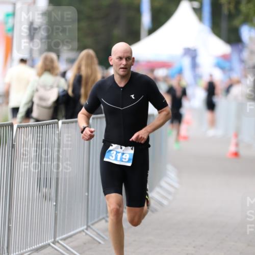 16.08.2026 - KN Förde Triathlon 2026 Antke Förster http://msf.ph/oto/9996482 16.08.2026 11:52:48 Laufen  meine-sportfotos.de