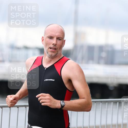 16.08.2026 - KN Förde Triathlon 2026 Antke Förster http://msf.ph/oto/9996487 16.08.2026 11:52:51 Laufen  meine-sportfotos.de