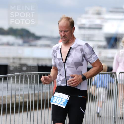 16.08.2026 - KN Förde Triathlon 2026 Antke Förster http://msf.ph/oto/9996526 16.08.2026 11:54:03 Laufen  meine-sportfotos.de