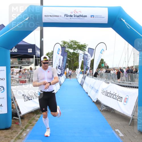 16.08.2026 - KN Förde Triathlon 2026 Markus Tischler http://msf.ph/oto/9996536 16.08.2026 11:58:46 Ziel 321, 331, 321, 331 meine-sportfotos.de