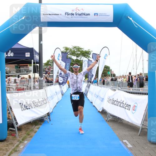 16.08.2026 - KN Förde Triathlon 2026 Markus Tischler http://msf.ph/oto/9996581 16.08.2026 11:58:52 Ziel 321, 331, 321, 331 meine-sportfotos.de