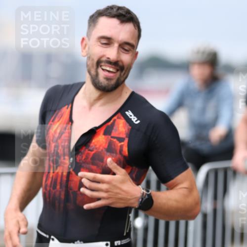 16.08.2026 - KN Förde Triathlon 2026 Antke Förster http://msf.ph/oto/9996788 16.08.2026 11:58:33 Laufen  meine-sportfotos.de