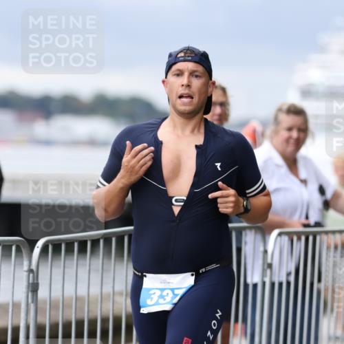 16.08.2026 - KN Förde Triathlon 2026 Antke Förster http://msf.ph/oto/9996897 16.08.2026 12:00:25 Laufen  meine-sportfotos.de