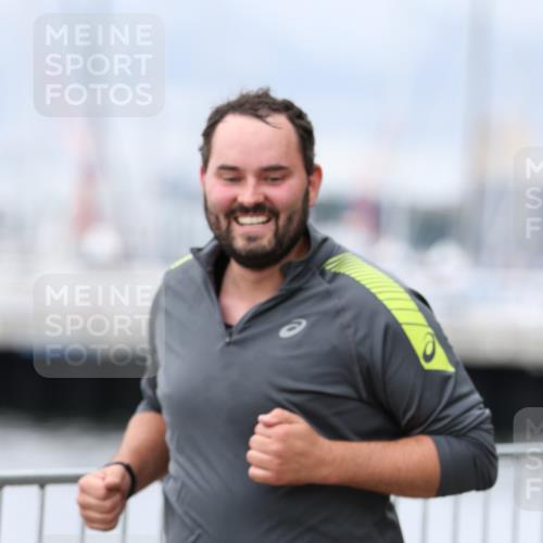 16.08.2026 - KN Förde Triathlon 2026 Antke Förster http://msf.ph/oto/9997012 16.08.2026 12:03:16 Laufen  meine-sportfotos.de