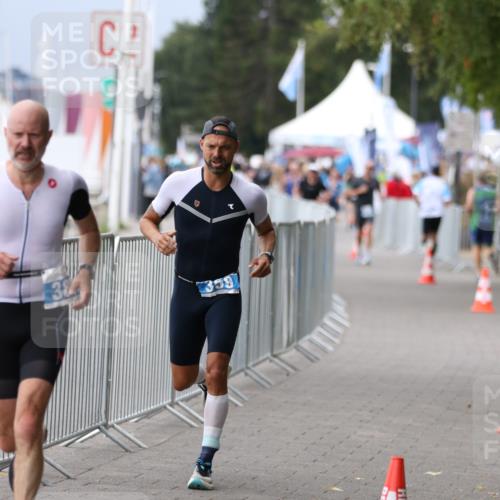 16.08.2026 - KN Förde Triathlon 2026 Antke Förster http://msf.ph/oto/9997037 16.08.2026 12:04:07 Laufen  meine-sportfotos.de