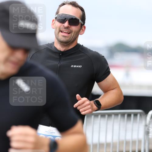 16.08.2026 - KN Förde Triathlon 2026 Antke Förster http://msf.ph/oto/9997066 16.08.2026 12:04:46 Laufen  meine-sportfotos.de