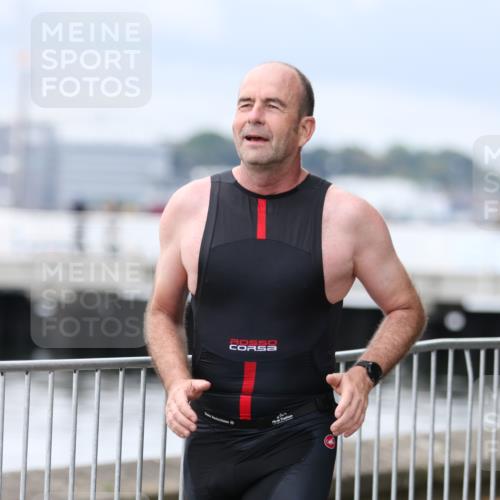 16.08.2026 - KN Förde Triathlon 2026 Antke Förster http://msf.ph/oto/9997169 16.08.2026 12:06:47 Laufen  meine-sportfotos.de