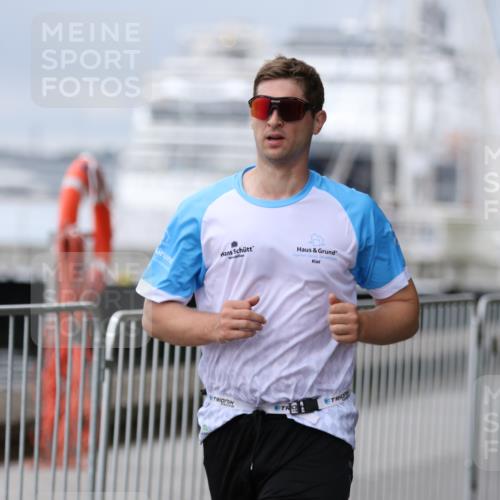 16.08.2026 - KN Förde Triathlon 2026 Antke Förster http://msf.ph/oto/9997176 16.08.2026 12:06:54 Laufen  meine-sportfotos.de