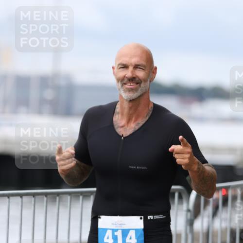 16.08.2026 - KN Förde Triathlon 2026 Antke Förster http://msf.ph/oto/9997200 16.08.2026 12:07:22 Laufen  meine-sportfotos.de