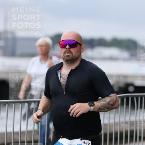 16.08.2026 - KN Förde Triathlon 2026 Antke Förster http://msf.ph/oto/9997211 16.08.2026 12:07:32 Laufen  meine-sportfotos.de