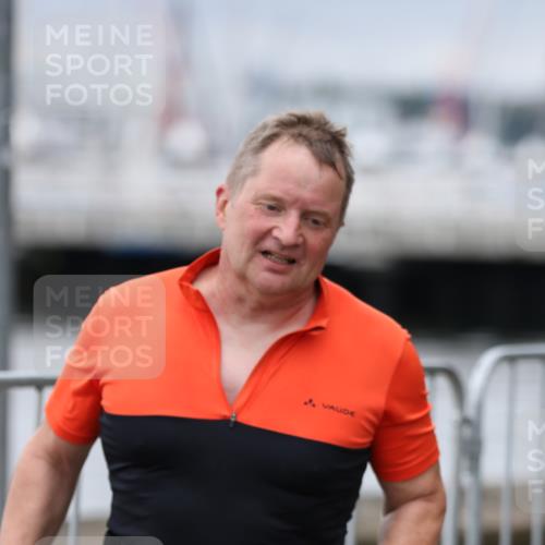 16.08.2026 - KN Förde Triathlon 2026 Antke Förster http://msf.ph/oto/9997281 16.08.2026 12:08:54 Laufen  meine-sportfotos.de