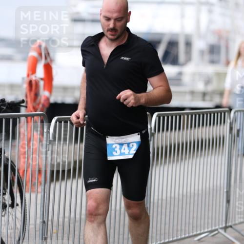 16.08.2026 - KN Förde Triathlon 2026 Antke Förster http://msf.ph/oto/9997311 16.08.2026 12:09:40 Laufen  meine-sportfotos.de