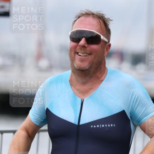 16.08.2026 - KN Förde Triathlon 2026 Antke Förster http://msf.ph/oto/9997316 16.08.2026 12:09:44 Laufen  meine-sportfotos.de