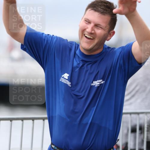16.08.2026 - KN Förde Triathlon 2026 Antke Förster http://msf.ph/oto/9997328 16.08.2026 12:09:54 Laufen  meine-sportfotos.de