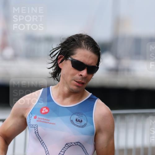 16.08.2026 - KN Förde Triathlon 2026 Antke Förster http://msf.ph/oto/9997344 16.08.2026 12:10:09 Laufen  meine-sportfotos.de