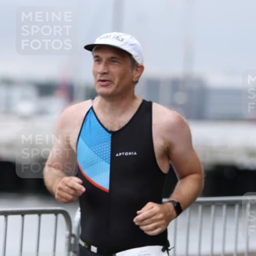 16.08.2026 - KN Förde Triathlon 2026 Antke Förster http://msf.ph/oto/9997347 16.08.2026 12:10:13 Laufen  meine-sportfotos.de