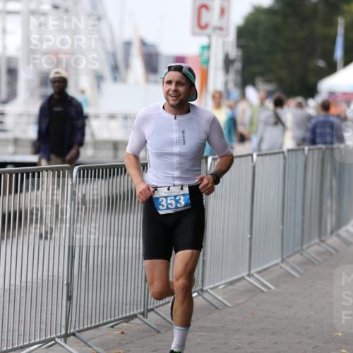 16.08.2026 - KN Förde Triathlon 2026 Antke Förster http://msf.ph/oto/9997367 16.08.2026 12:11:00 Laufen  meine-sportfotos.de