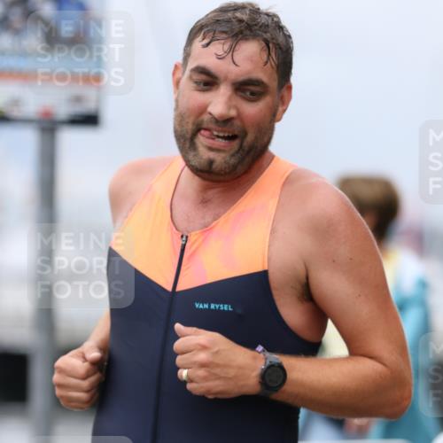 16.08.2026 - KN Förde Triathlon 2026 Antke Förster http://msf.ph/oto/9997386 16.08.2026 12:11:29 Laufen  meine-sportfotos.de