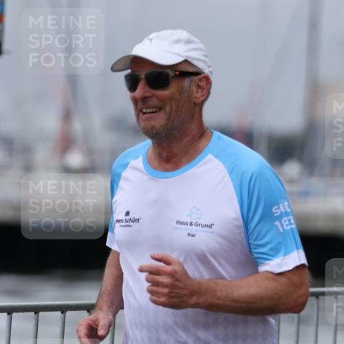 16.08.2026 - KN Förde Triathlon 2026 Antke Förster http://msf.ph/oto/9997393 16.08.2026 12:11:48 Laufen  meine-sportfotos.de
