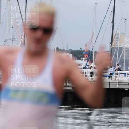 16.08.2026 - KN Förde Triathlon 2026 Antke Förster http://msf.ph/oto/9997395 16.08.2026 12:11:51 Laufen  meine-sportfotos.de