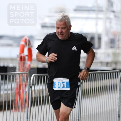 16.08.2026 - KN Förde Triathlon 2026 Antke Förster http://msf.ph/oto/9997420 16.08.2026 12:12:38 Laufen  meine-sportfotos.de