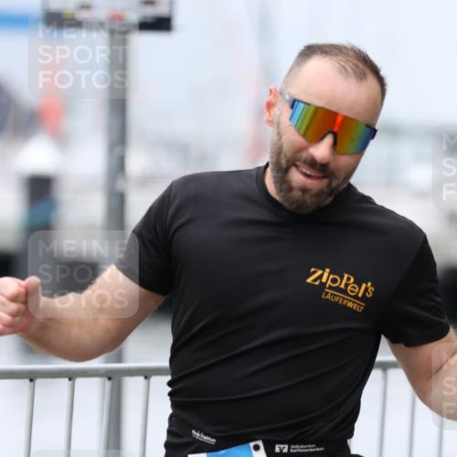 16.08.2026 - KN Förde Triathlon 2026 Antke Förster http://msf.ph/oto/9997481 16.08.2026 12:14:32 Laufen  meine-sportfotos.de