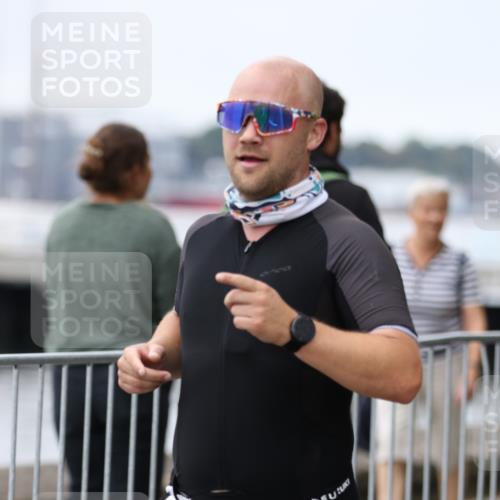16.08.2026 - KN Förde Triathlon 2026 Antke Förster http://msf.ph/oto/9997496 16.08.2026 12:14:57 Laufen  meine-sportfotos.de