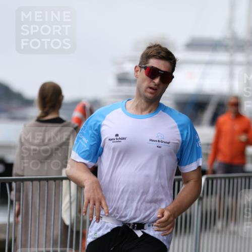16.08.2026 - KN Förde Triathlon 2026 Antke Förster http://msf.ph/oto/9997505 16.08.2026 12:15:14 Laufen  meine-sportfotos.de
