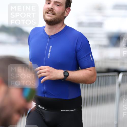 16.08.2026 - KN Förde Triathlon 2026 Antke Förster http://msf.ph/oto/9997524 16.08.2026 12:15:44 Laufen  meine-sportfotos.de
