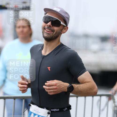 16.08.2026 - KN Förde Triathlon 2026 Antke Förster http://msf.ph/oto/9997529 16.08.2026 12:15:49 Laufen  meine-sportfotos.de