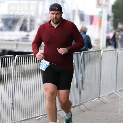 16.08.2026 - KN Förde Triathlon 2026 Antke Förster http://msf.ph/oto/9997573 16.08.2026 12:16:50 Laufen  meine-sportfotos.de