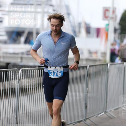 16.08.2026 - KN Förde Triathlon 2026 Antke Förster http://msf.ph/oto/9997586 16.08.2026 12:17:09 Laufen  meine-sportfotos.de