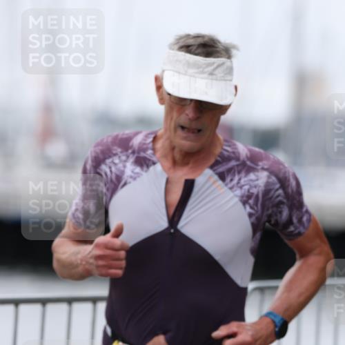16.08.2026 - KN Förde Triathlon 2026 Antke Förster http://msf.ph/oto/9997608 16.08.2026 12:17:46 Laufen  meine-sportfotos.de