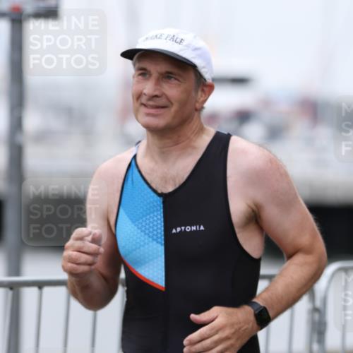 16.08.2026 - KN Förde Triathlon 2026 Antke Förster http://msf.ph/oto/9997703 16.08.2026 12:20:19 Laufen  meine-sportfotos.de