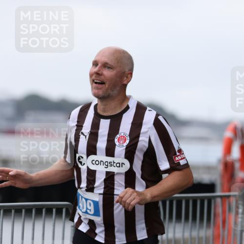 16.08.2026 - KN Förde Triathlon 2026 Antke Förster http://msf.ph/oto/9997754 16.08.2026 12:21:55 Laufen  meine-sportfotos.de